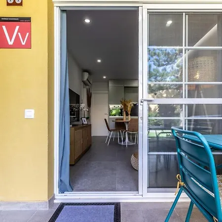 Apartment Strahouse Stilish House *